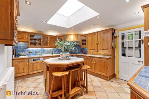 Photo 15- click for photo gallery